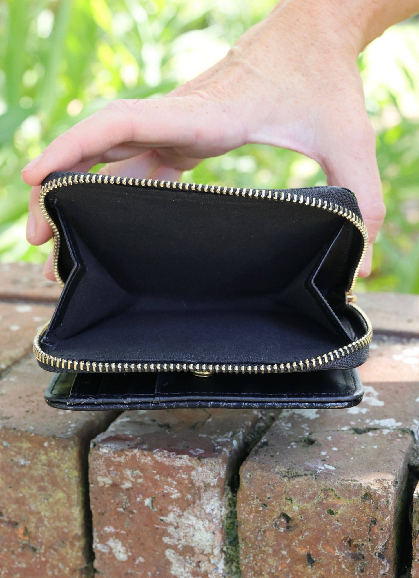 Black Nadine Zippered Wallet