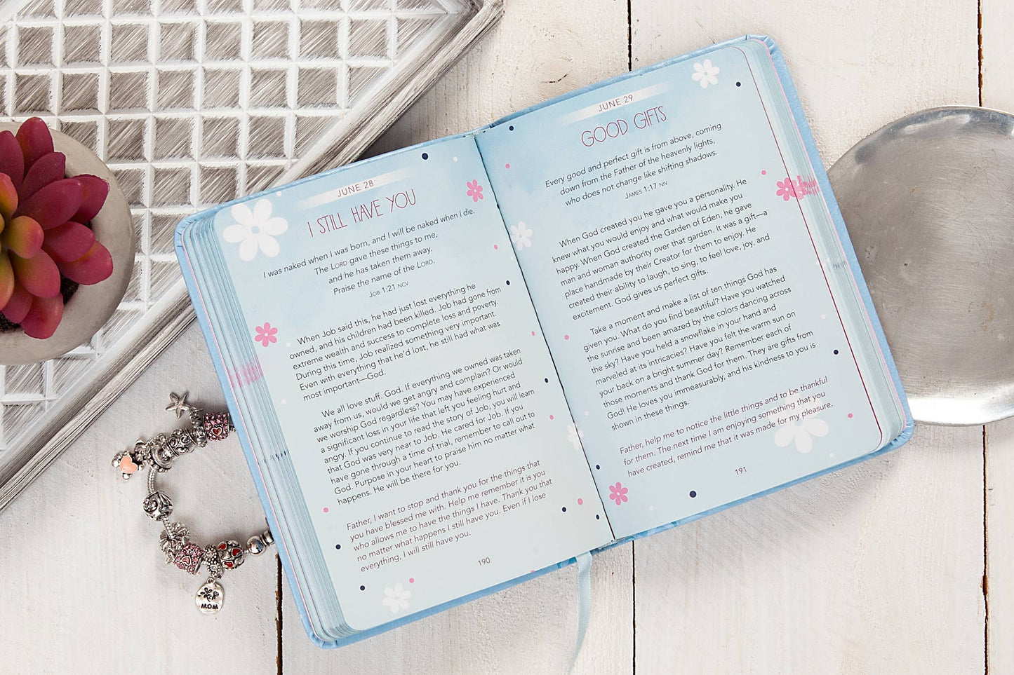 A Little God Time for Teens (Devotional for Teen Girls)