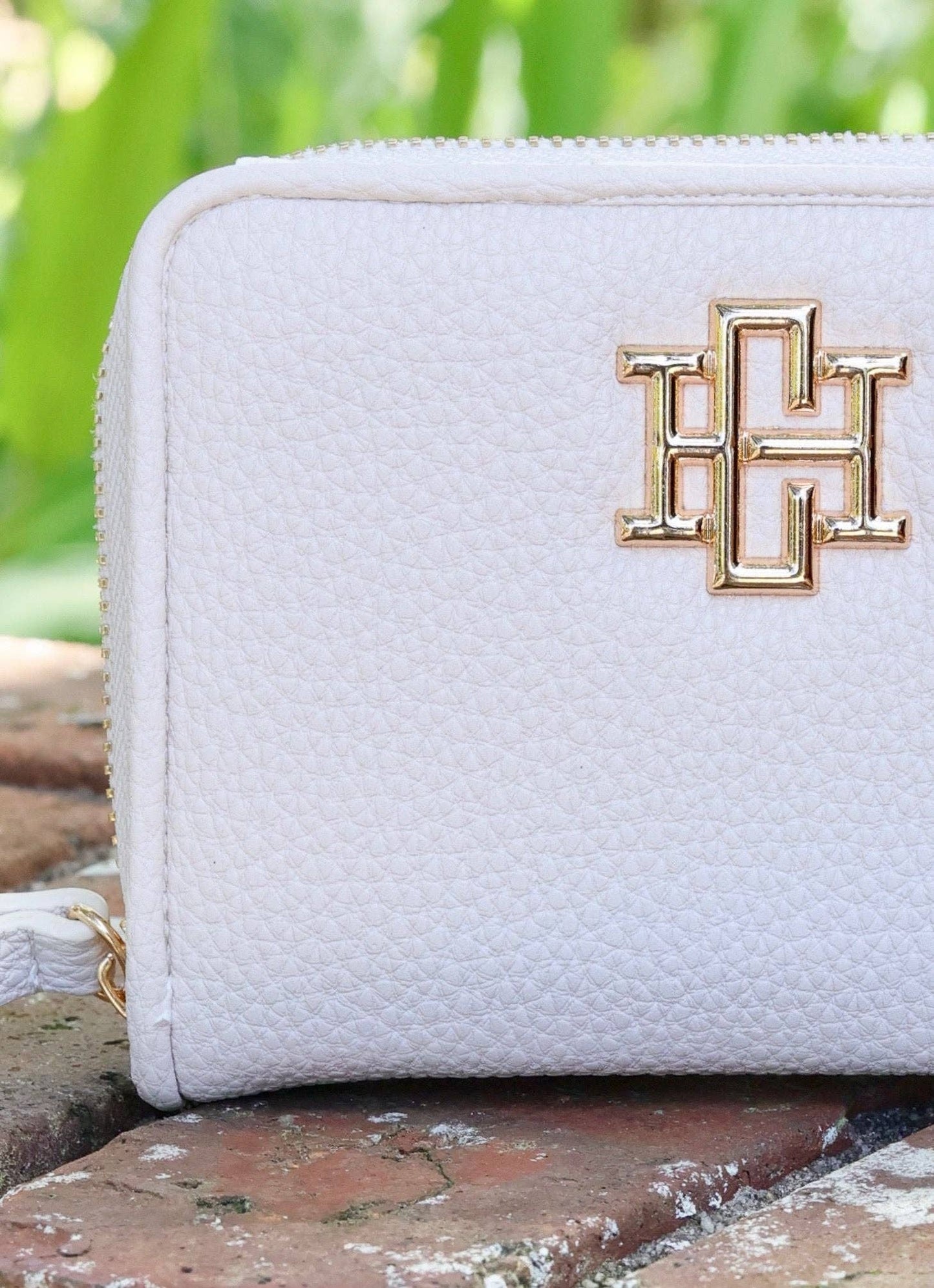 Cream Nadine Zippered Wallet