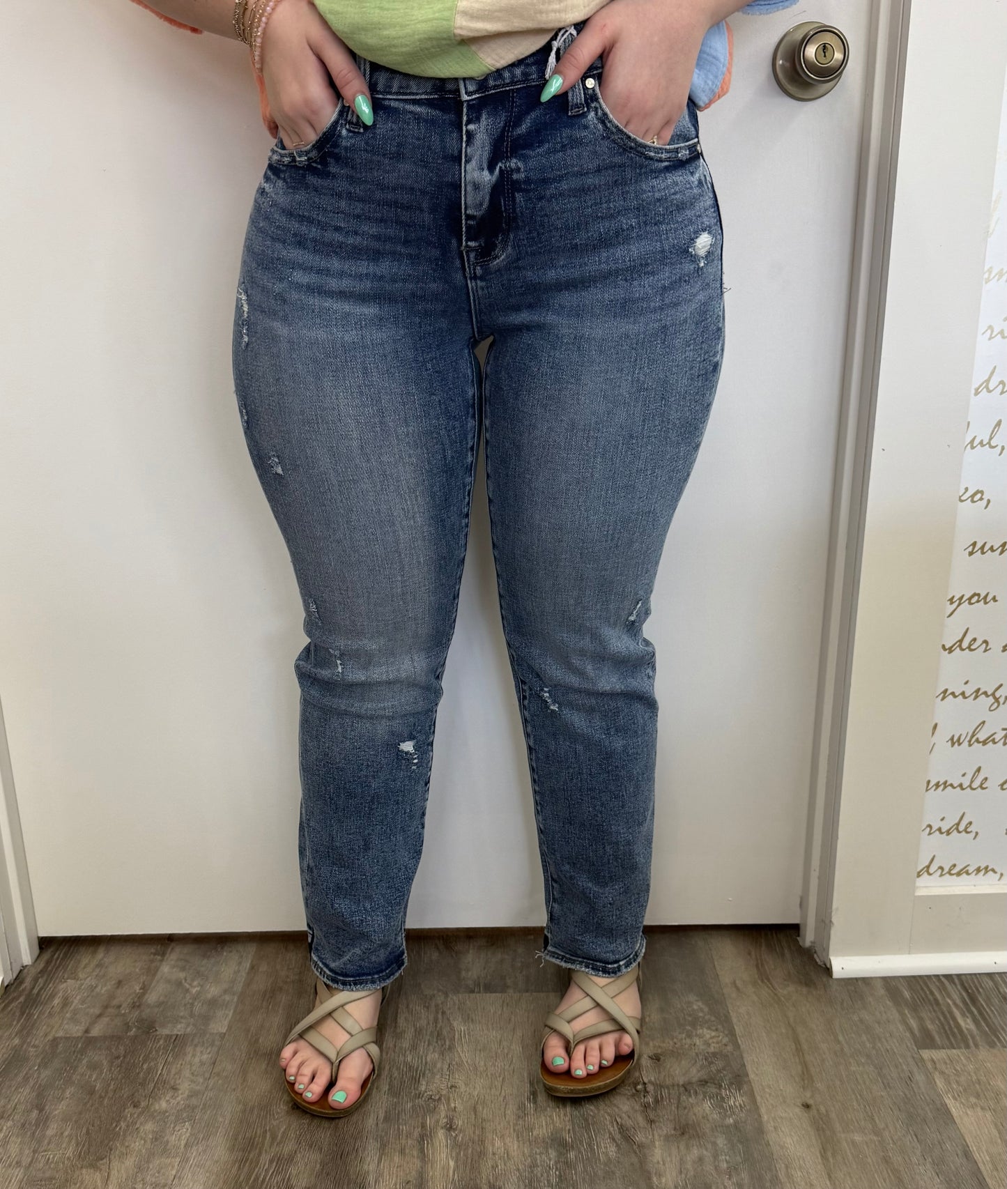 Stretch Straight Ankle Released Hem Jeans