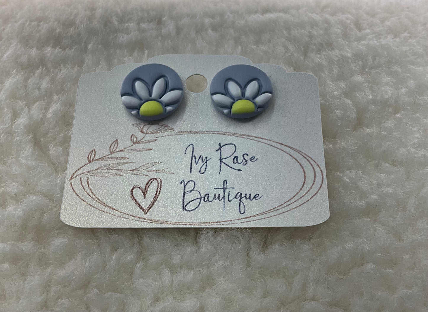 Clay Flower Stud