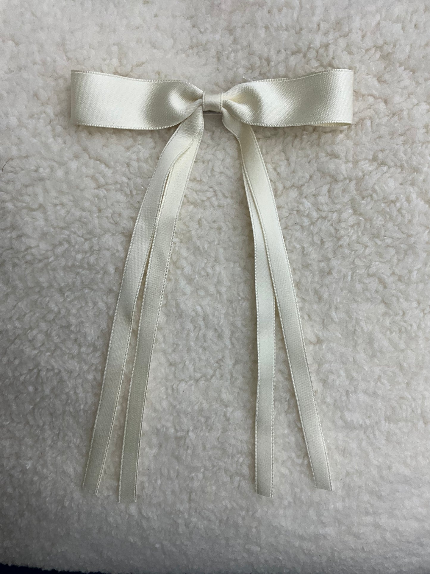 Ribbon Bow Hairclip