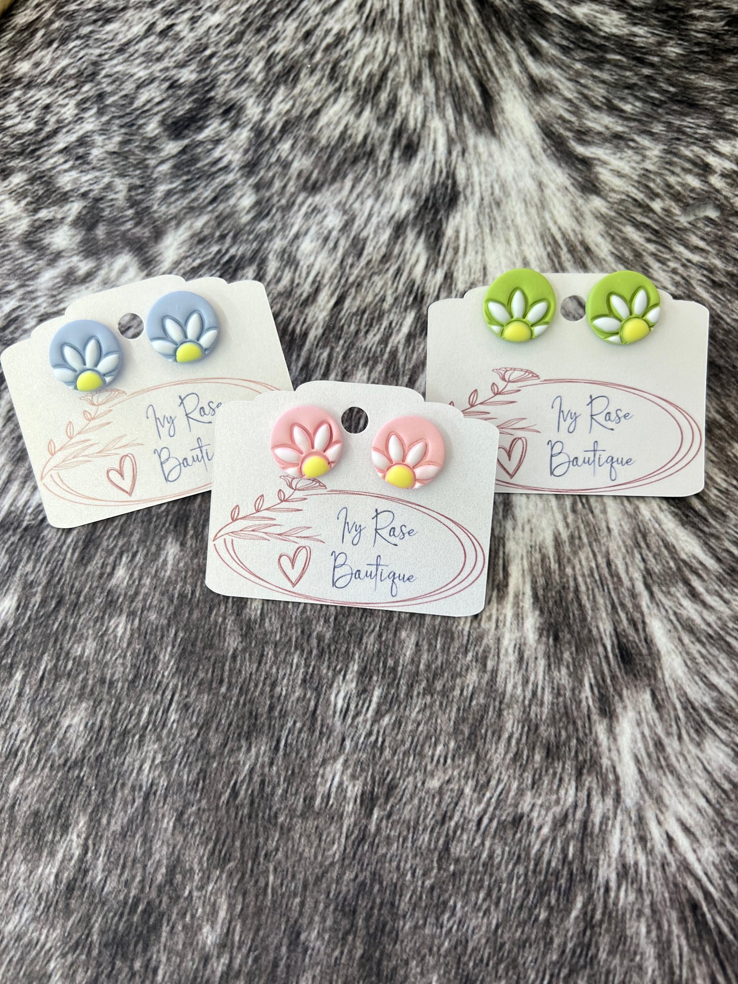 Clay Flower Stud