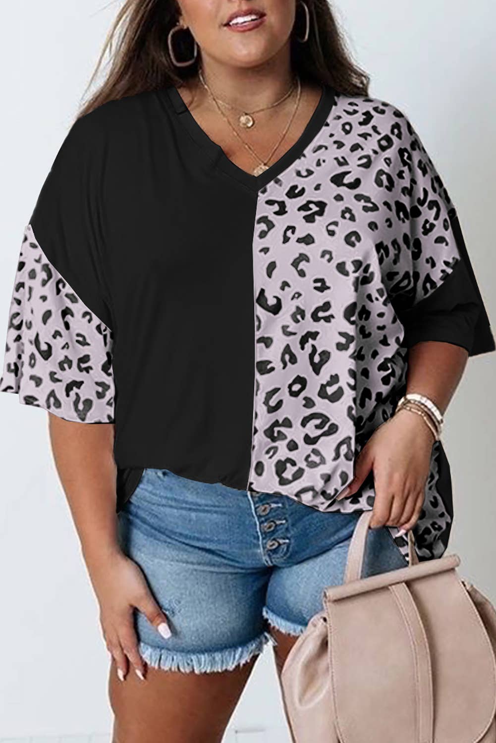 Black Plus Size Leopard Short Sleeve Top