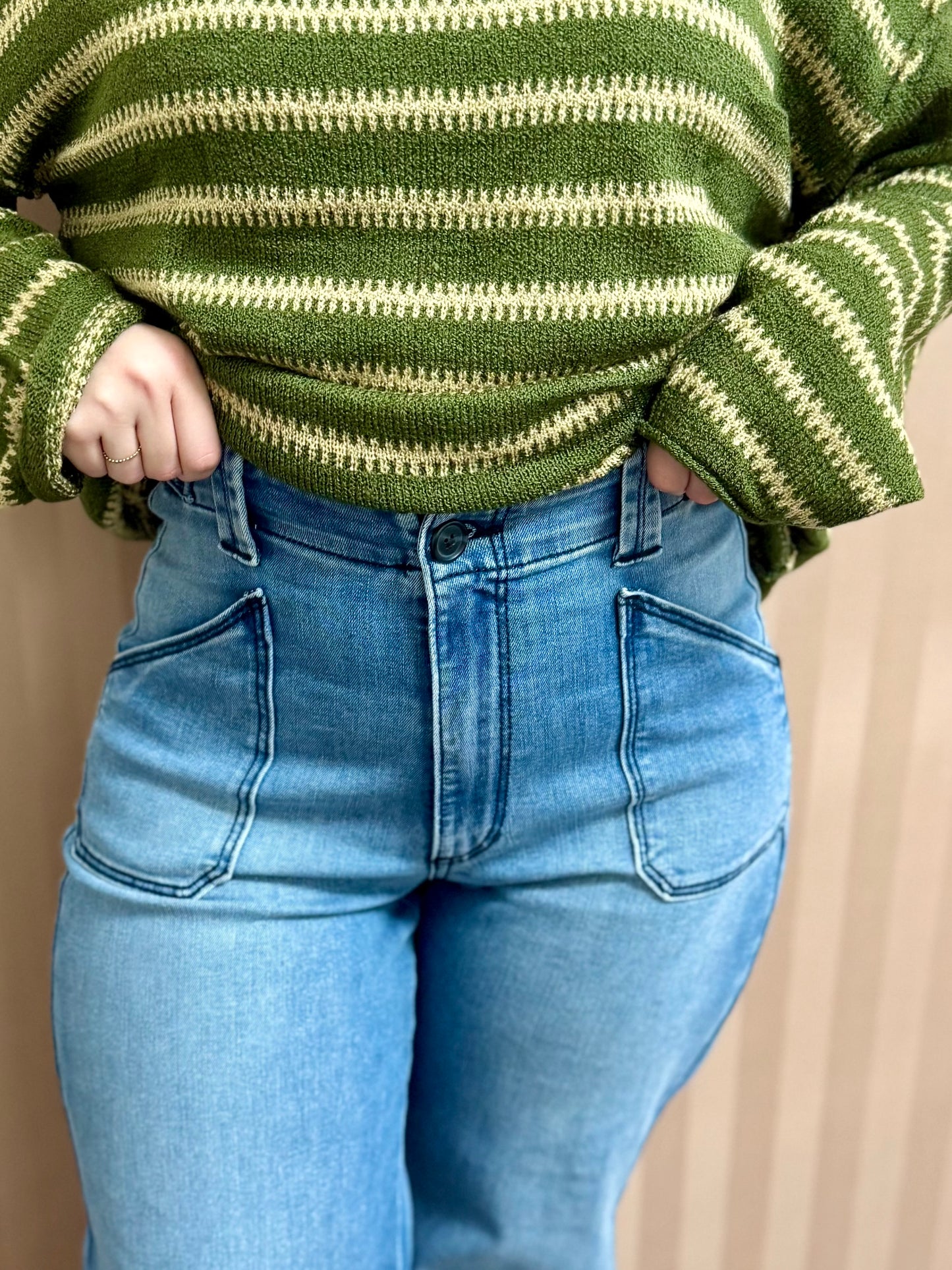 High Rise Stretch Welted Pocket Wide Leg Jeans