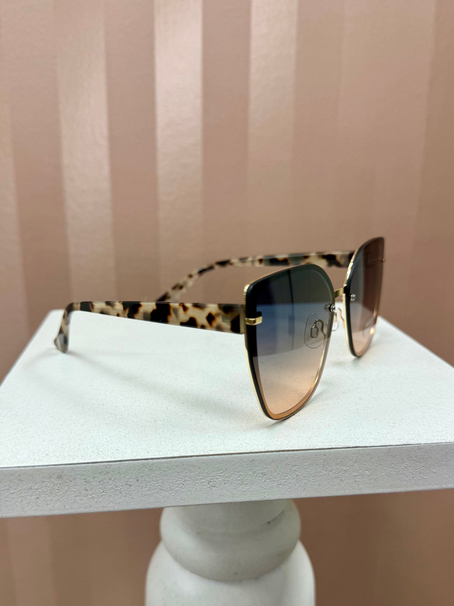 Piper Thin Large Frame Lens Sunglasses