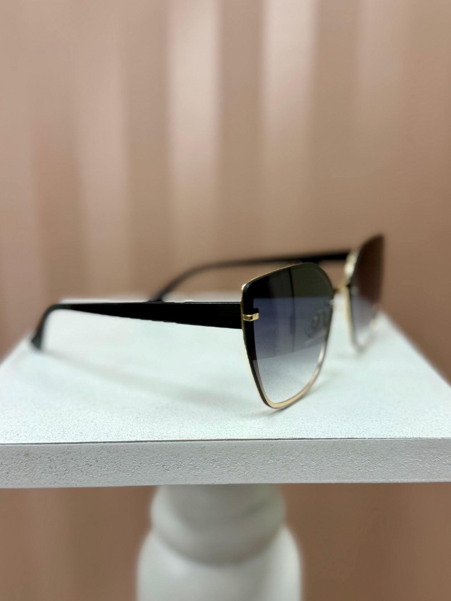 Piper Thin Large Frame Lens Sunglasses