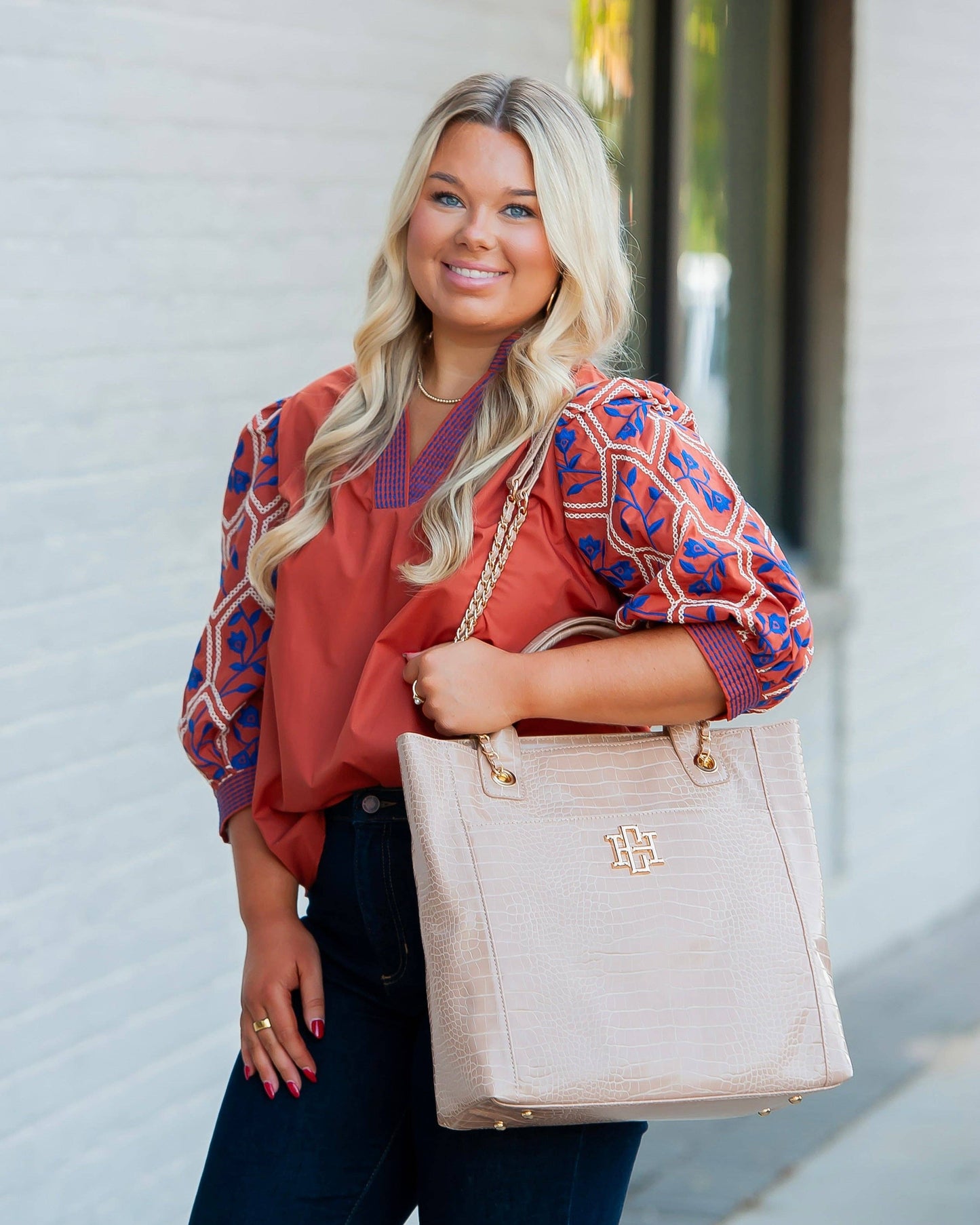 Latte Kinzley Tote