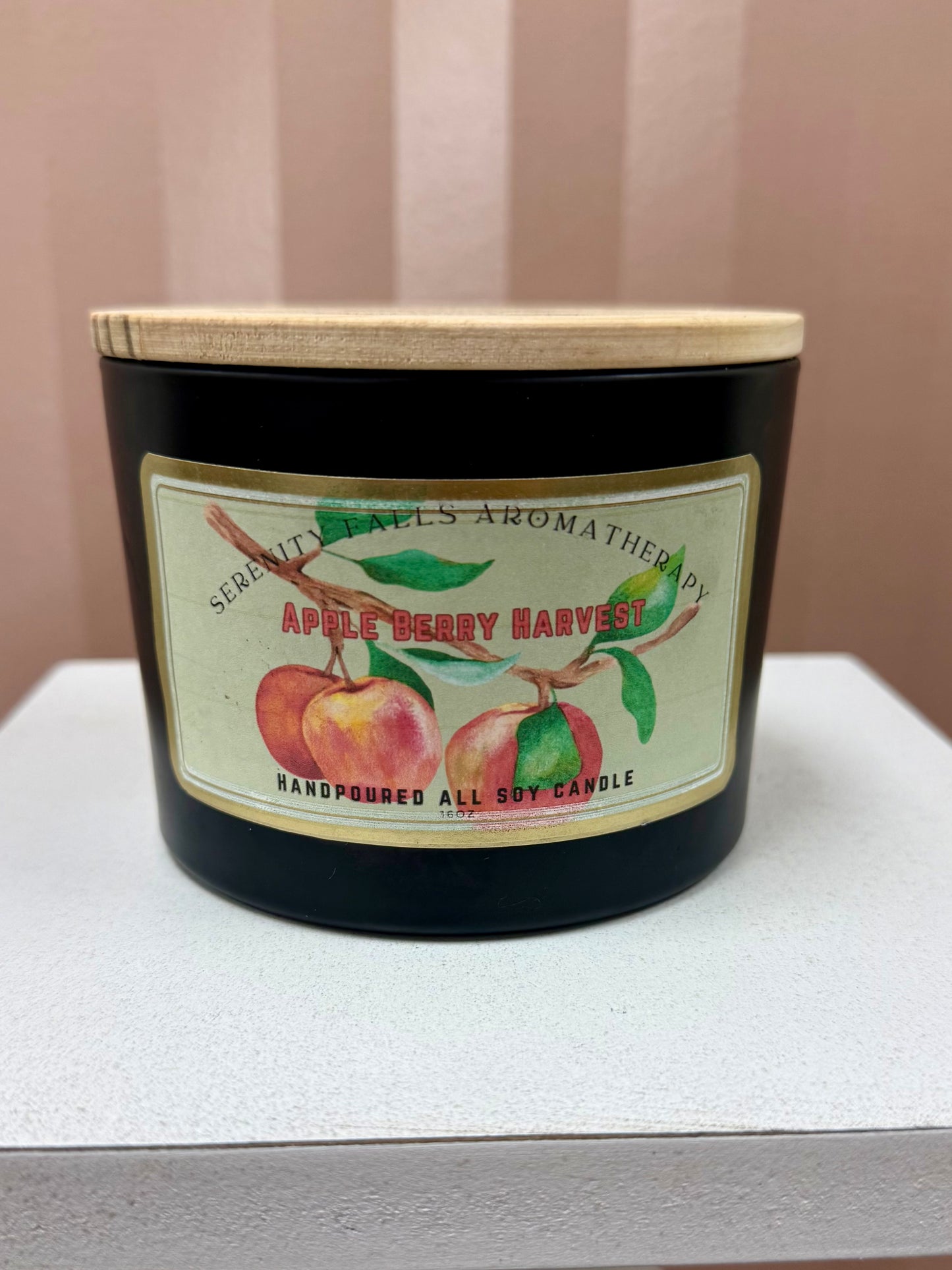 Serenity Falls Apple Berry Harvest 16oz Candle