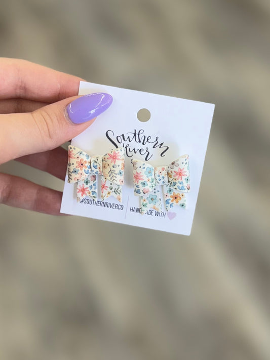 Flower Bow Studs