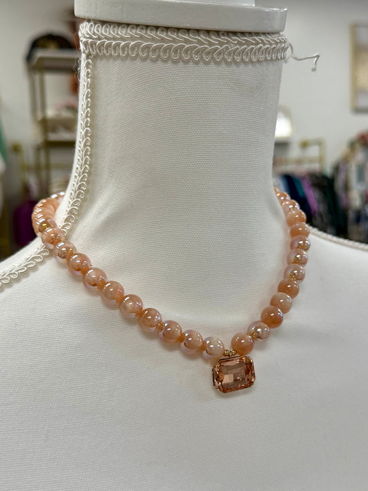 Peach Iridescent Jewel Magnetic Clasp Necklace