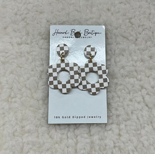 Beige Checkered Flower Earrings