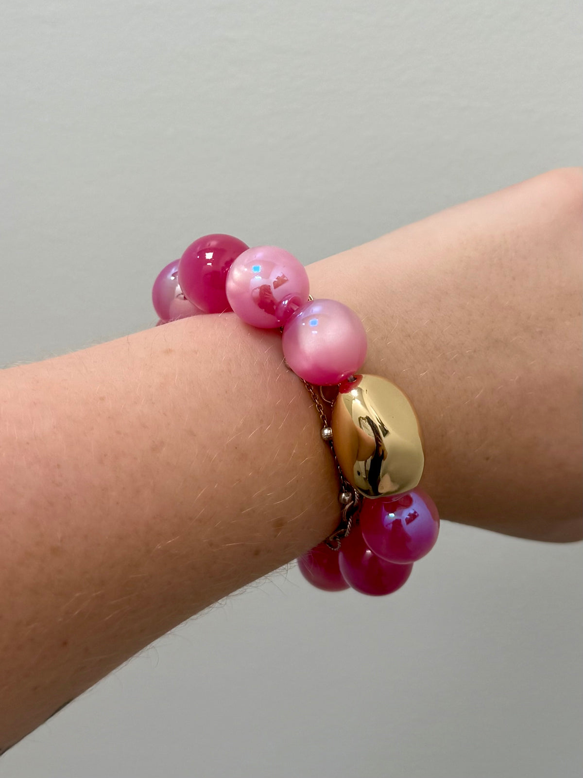 Pink & Gold Iridescent Bead Bracelet