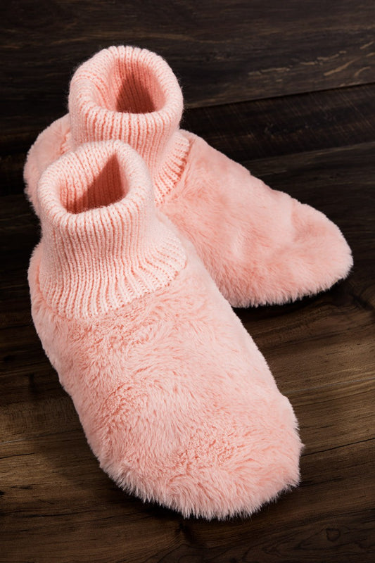 Pink Metallic Ribbed Fur Slippers