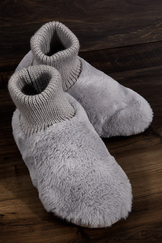 Grey Metallic Ribbed Fur Slippers