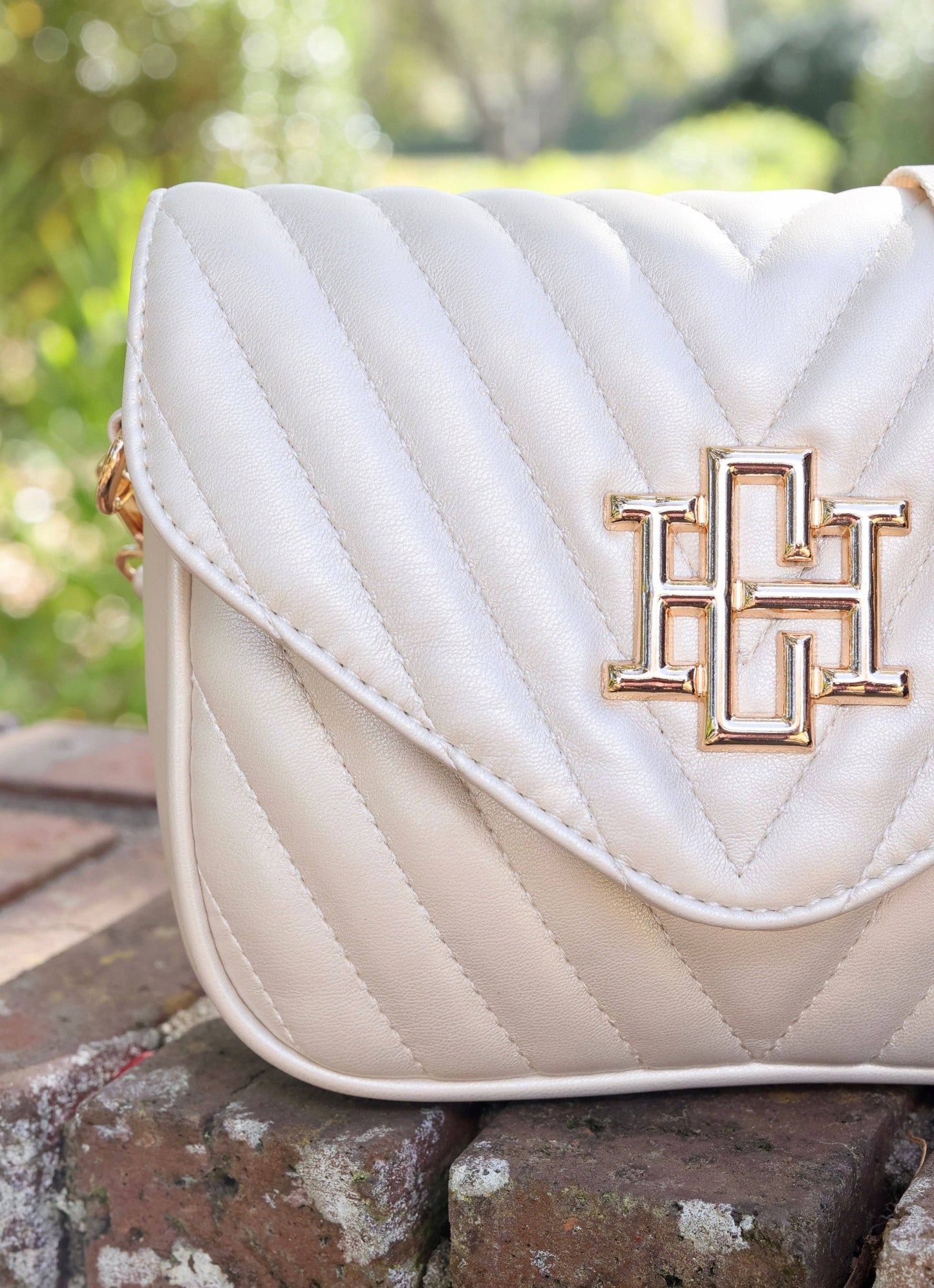 Pearl Angela Quited Crossbody