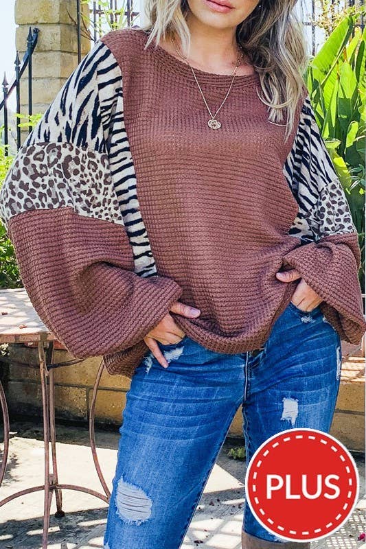 Plus Animal Print Detailed Puff Sleeves Top