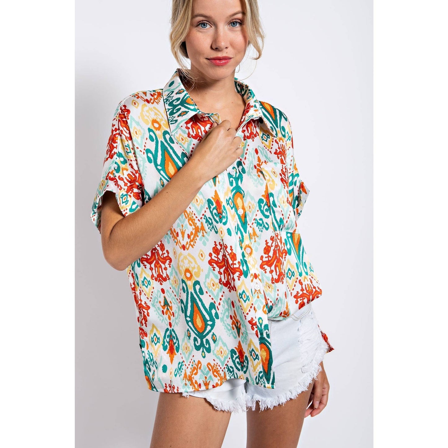 BOXY BOTTON DOWN SHIRT