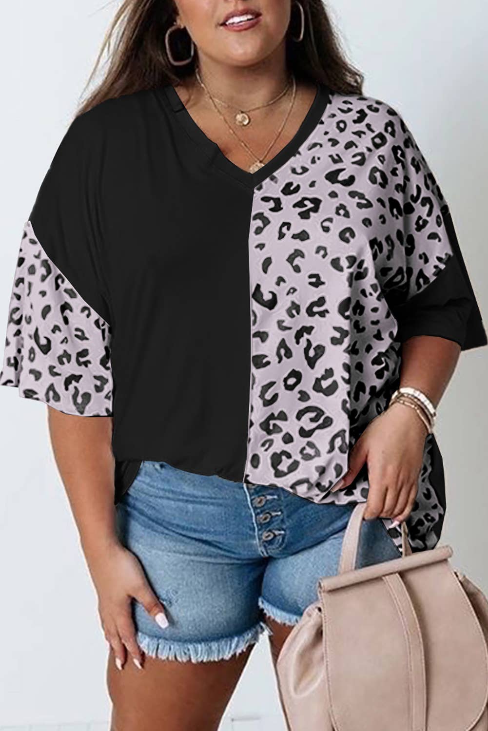 Black Plus Size Leopard  Short Sleeve Top